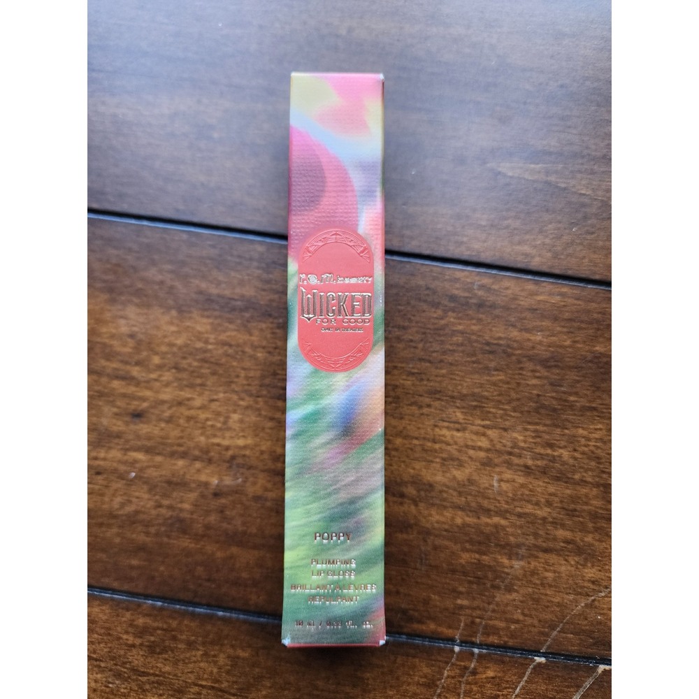 r.e.m. beauty x Wicked For Good Plumping Lip Gloss Poppy 10ml Ariana Grande